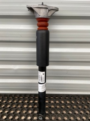 Bmw 1 f40 f41 амортизатор задняя 6977077 фото №1