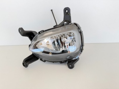 Hyundai i20 ii рестайлинг  лампа правая противотуманная фара led drl 92202-c8808 фото №1