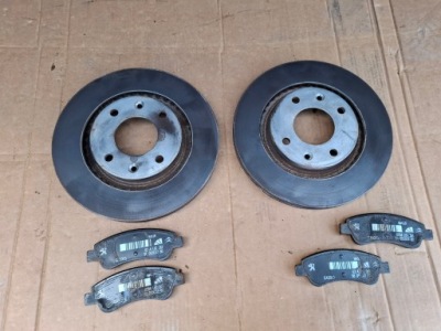 Тормозные диски тормозные колодки тормозные перед peugeot 2008 i фото №1