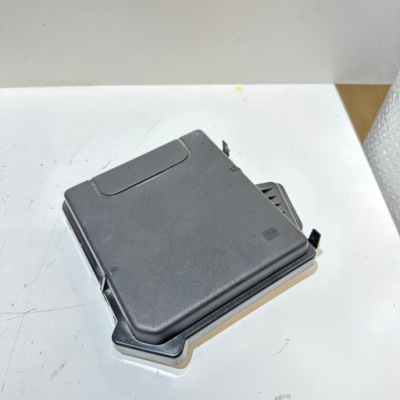 Renault zoe корпус корпус коробка 284b81518r фото №1