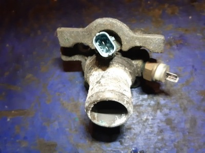 Iveco daily iii 99- 2.3 термостат + корпус фото №1