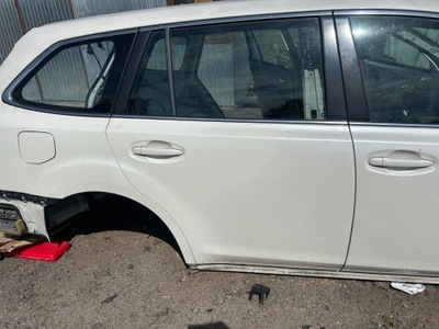 Subaru legacy v двері правий задня 37j фото №1