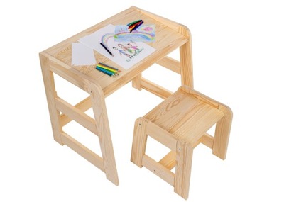 Drewniane krzesło i stoliczek/biurko dla dziecka