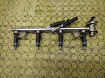 Audi a4 b5 1.8 молдинг впрыскная фото №1