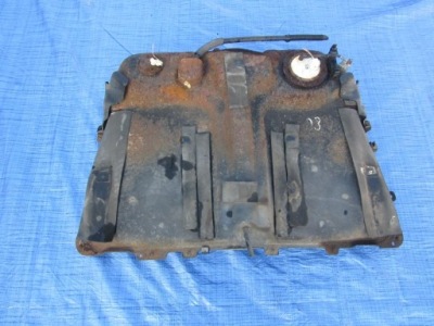 Toyota rav4 ii 2.0i бак bak топлива фото №1