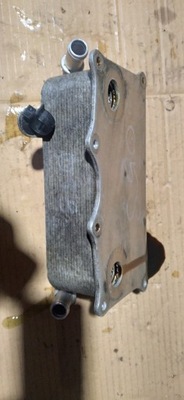 Porsche panamera радіатор оливи 94810728122 фото №1