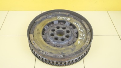 Qashqai megane scenic 1.6 dci 14r r9m405 колесо двухмассовый фото №1