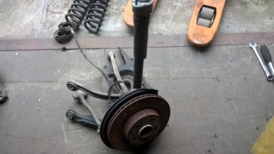 Mercedes e w207 ліва права поворотний кулак задня важіль фото №1