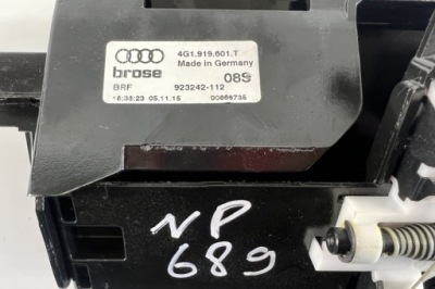 Екран навігації audi 4g1919601t 2015 фото №1