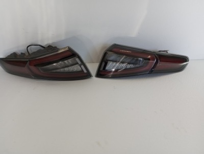 Лампа задня alfa romeo stelvio led права ліва фото №1