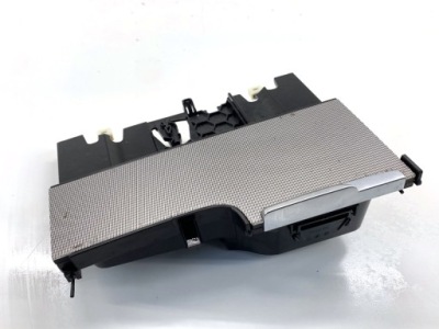 Пепельница volvo xc60 2 31694582 2.0 235km кассета вкладыш фото №1