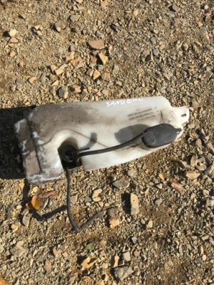 Бачок омывателя dacia sandero 8200210002l фото №1