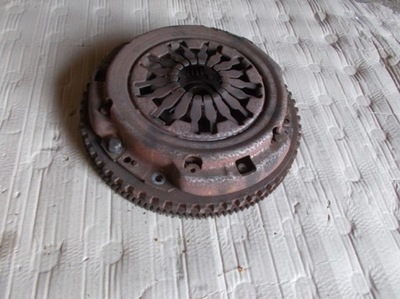 Renault clio iii сцепление колесо маховик 1.2 фото №1