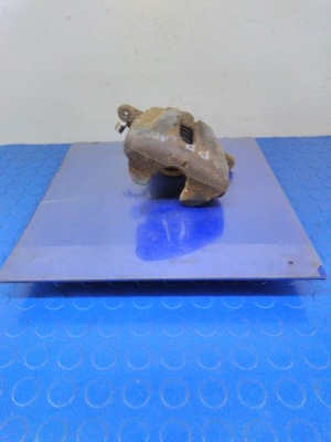 Lancia thesis 2.4jtd суппорт тормозной перед правый фото №1