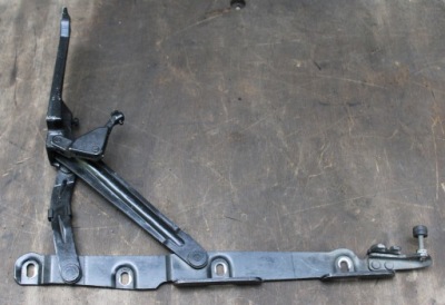 Mercedes w220 петля крышки багажника правый фото №1