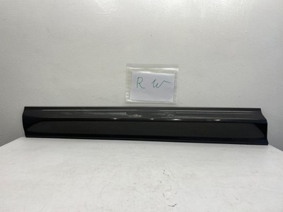 Молдинг дверь левый перед volvo xc60 ii 2017- фото №1