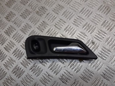 Ручка права задня внутрішня mercedes w203 фото №1