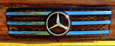 Mercedes g klasa w463 решітка радіатора фото №1