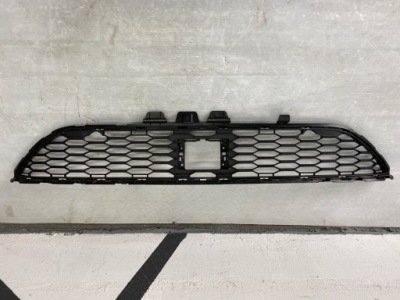 Dacia sandero 23- решётка радиатора решётка бампера перед фото №1
