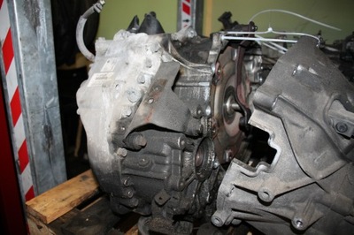 Volvo v70 2.0 t5 коробка передач автоматична p1285032 фото №1