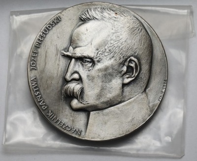 6034. Medal Piłsudski 1986 Naczelnik Państwa- Lakierowane