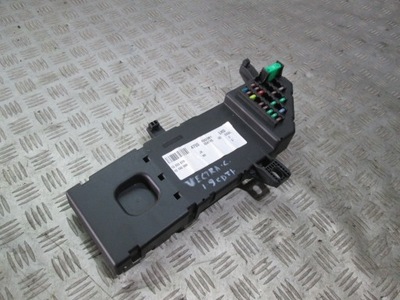 Коробка запобіжників opel vectra c 1.9 cdti lift фото №1