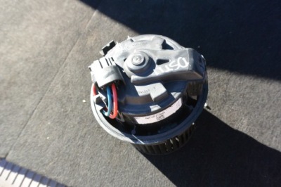 Вентилятор обдув повітродувка салону dacia duster ii 17- фото №1