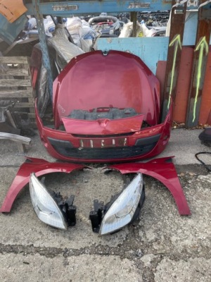 Бампер капот перед megane 3 tennj фото №1