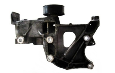 Fiat freemont кронштейн кронштейн генератора 04627138aa фото №1