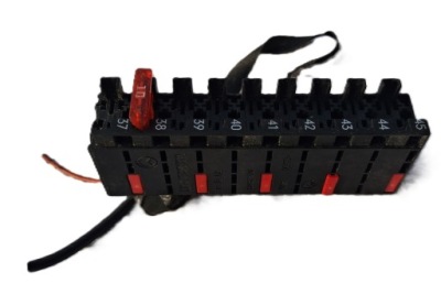 Коробка запобіжників, 0025451301, mercedes оригінальний номер фото №1