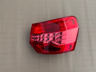 Citroen c5 iii x7 sedan лампа права задня задня eu фото №1