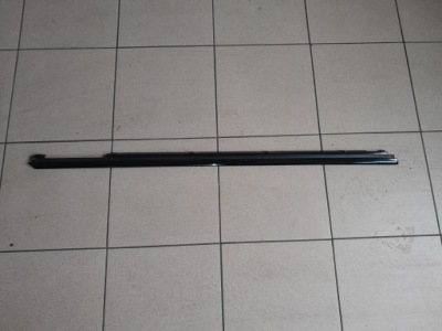 Porsche panamera 4 970 2012r молдинг ущільнювач parapet двері перед права фото №1