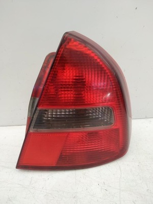 Лампа правий задня mitsubishi carisma 1.9 td фото №1