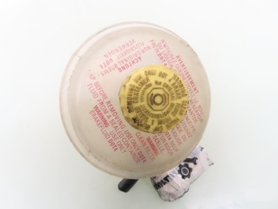 Бак рідина гальмівний vw passat b5 фото №1