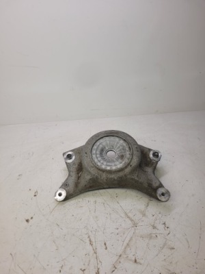 Кронштейн верхній амортизатора audi q5 8r 8r0412383 фото №1