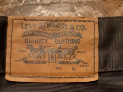 spodnie Levi's "oversize" rozmiar 42