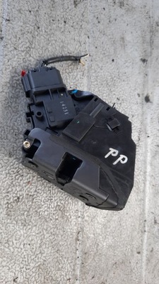 Замок правий перед mazda 3 05r 1.6citd hb фото №1