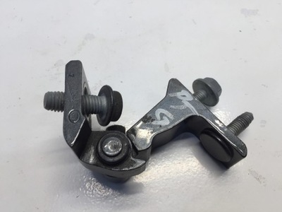 Audi a3 8y 2021 петля двері задня правий верхній фото №1