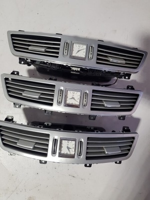 Решётка средняя часы mercedes w221 фото №1