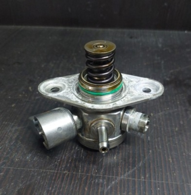 Mercedes gla x156 насос пального a2700700501 фото №1