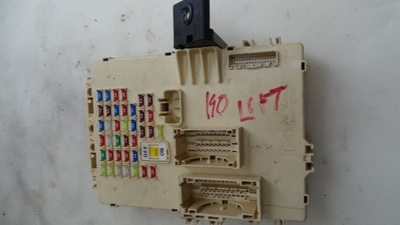 Hyundai i40 коробка запобіжників 1.7 crdi lift фото №1