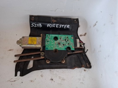 Subaru forester ii моторчик люк 65450sa000 фото №1