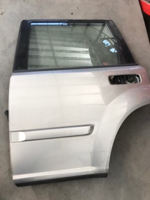 Nissan x-trail t30 дверь левая задние kx4 фото №1