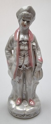 Figurka porcelanowa 19 cm Chłopiec z mandoliną