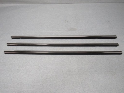 Kia sportage iii скребок молдинг ущільнювач права задня фото №1