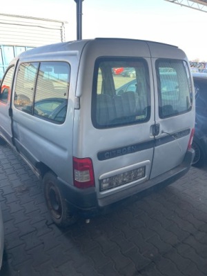 Citroen berlingo 1 скло задня ліва w дверей фото №1