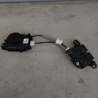 Bmw 2 f46 f45 замок кришки доводчик 163672 фото №1