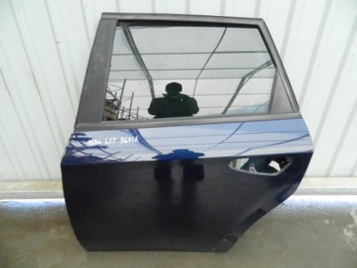 Двері alfa romeo 159 kombi ліва задні kod 567/a фото №1