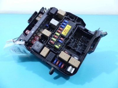 Коробка запобіжників kia ceed ii 91951-3x130 фото №1