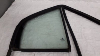 Стекло дверь задняя skoda superb правая 2001-2008 фото №1